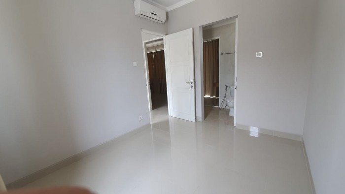 Rumah Disewakan Semi Furnished di Cluster Florencia Lippo Cikarang 